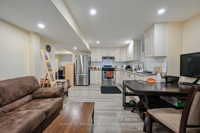 Additional image 38 of 57 Moldovan Dr