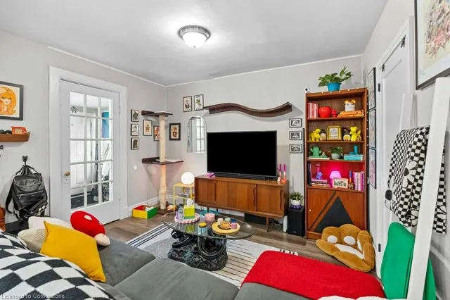 Additional image 28 of 20 Holton Ave