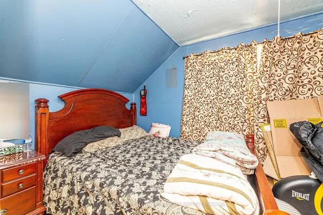 Additional image 17 of 3130 Merritt Ave