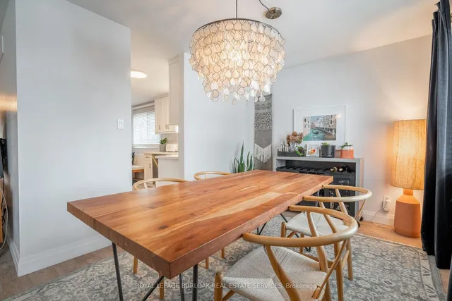 Additional image 10 of 104 DARLINGTON Dr