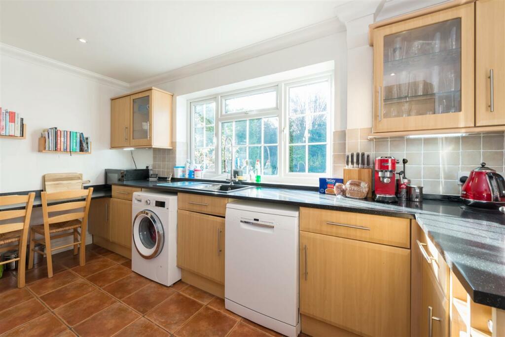 Additional image 16 of New Dover Road, Canterbury