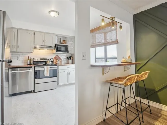 Additional image 10 of 432 Main St Unit 504