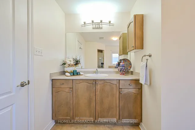 Additional image 26 of 57 Moldovan Dr