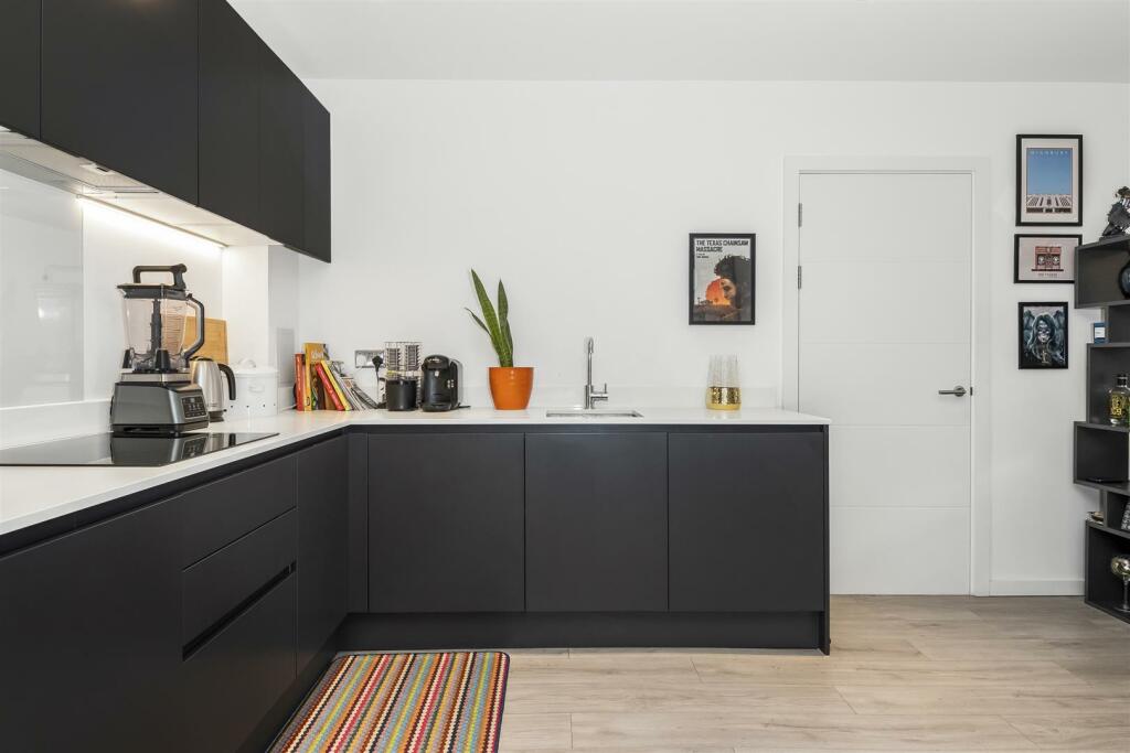 Additional image 13 of Calum Court, High Street, Purley