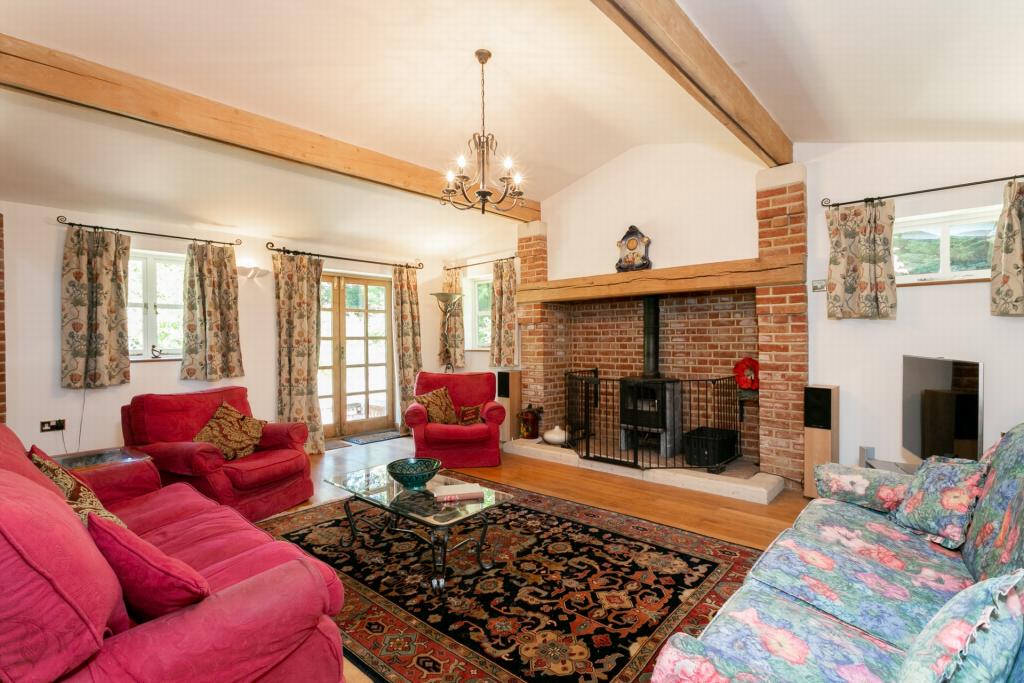 Additional image 3 of The Street, Martin, CT15