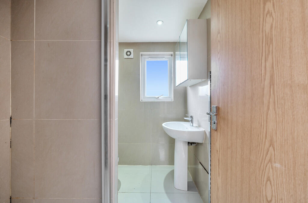 Additional image 17 of Headcorn Road, Thornton Heath, CR7