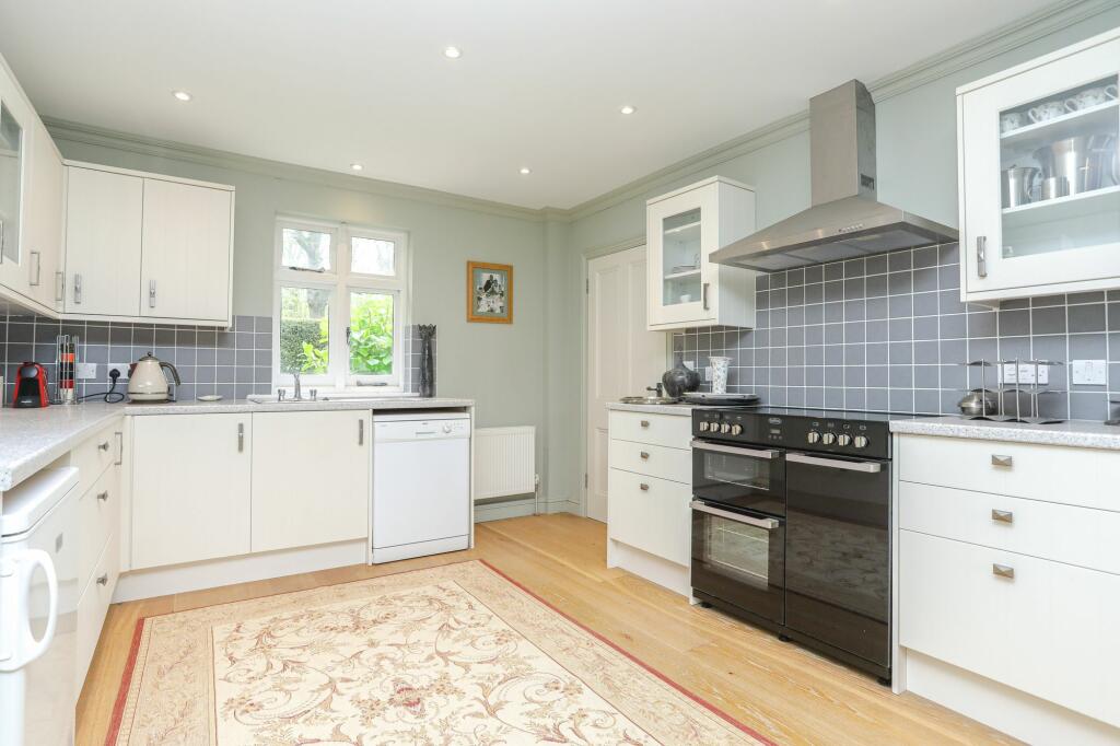 Additional image 42 of Oxney, St. Margarets-At-Cliffe, CT15