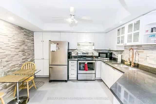 Additional image 8 of 5080 Pinedale Ave Unit 403