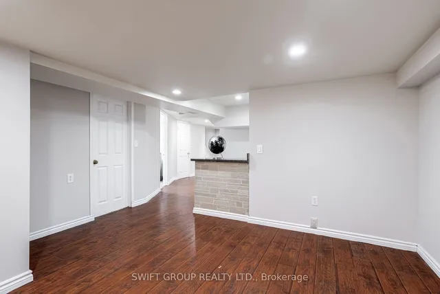 Additional image 29 of 2 Buffalo Crt