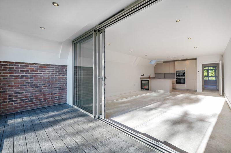 Additional image 11 of Hillview Place, Higher Drive, Purley