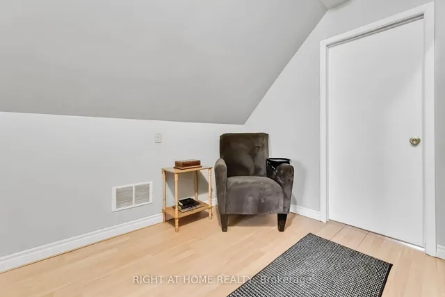 Additional image 16 of 14 Huxley Ave