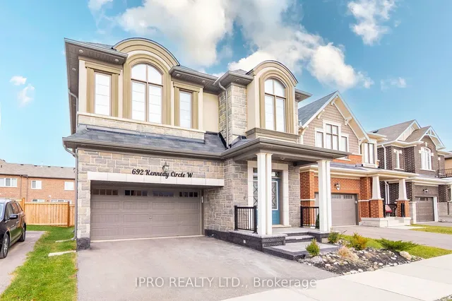 Additional image 3 of 692 Kennedy Circ