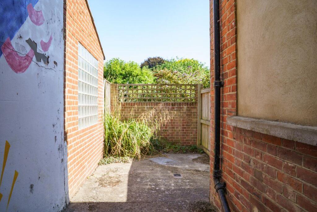 Additional image 17 of Wincheap, Canterbury