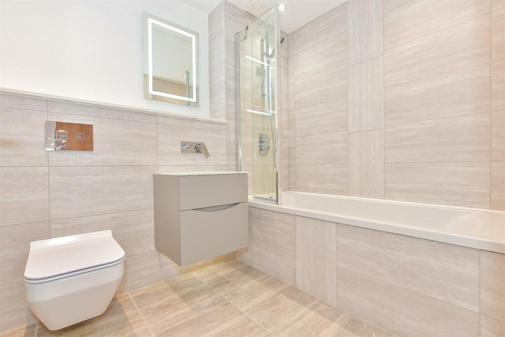 Additional image 10 of Ocean View, Fitzroy Avenue, Broadstairs, Kent