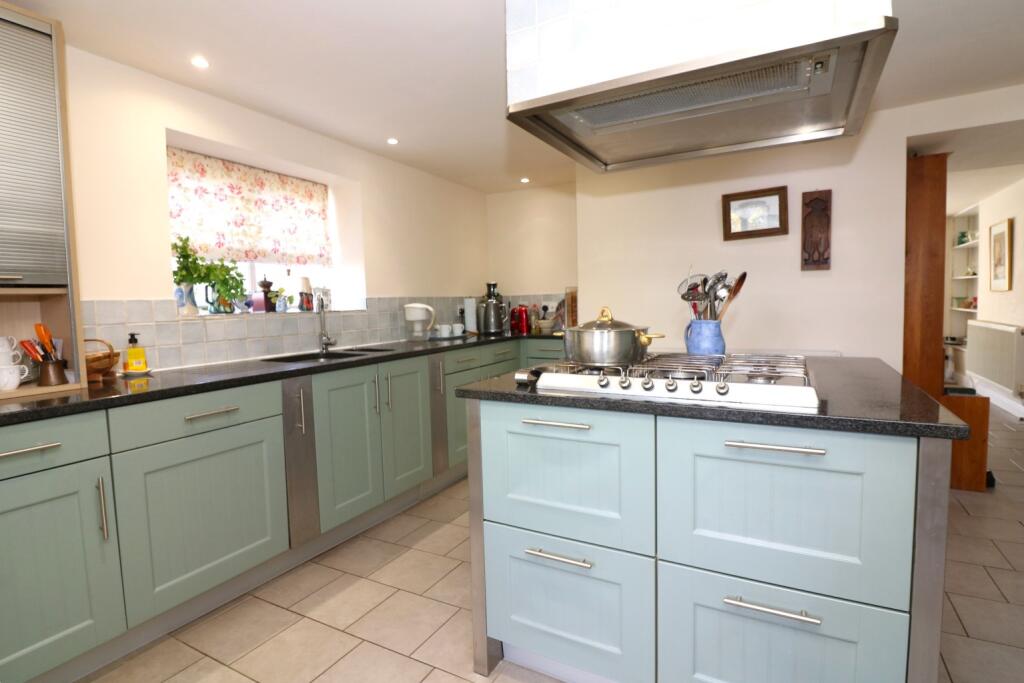 Additional image 11 of New Street, Sandwich