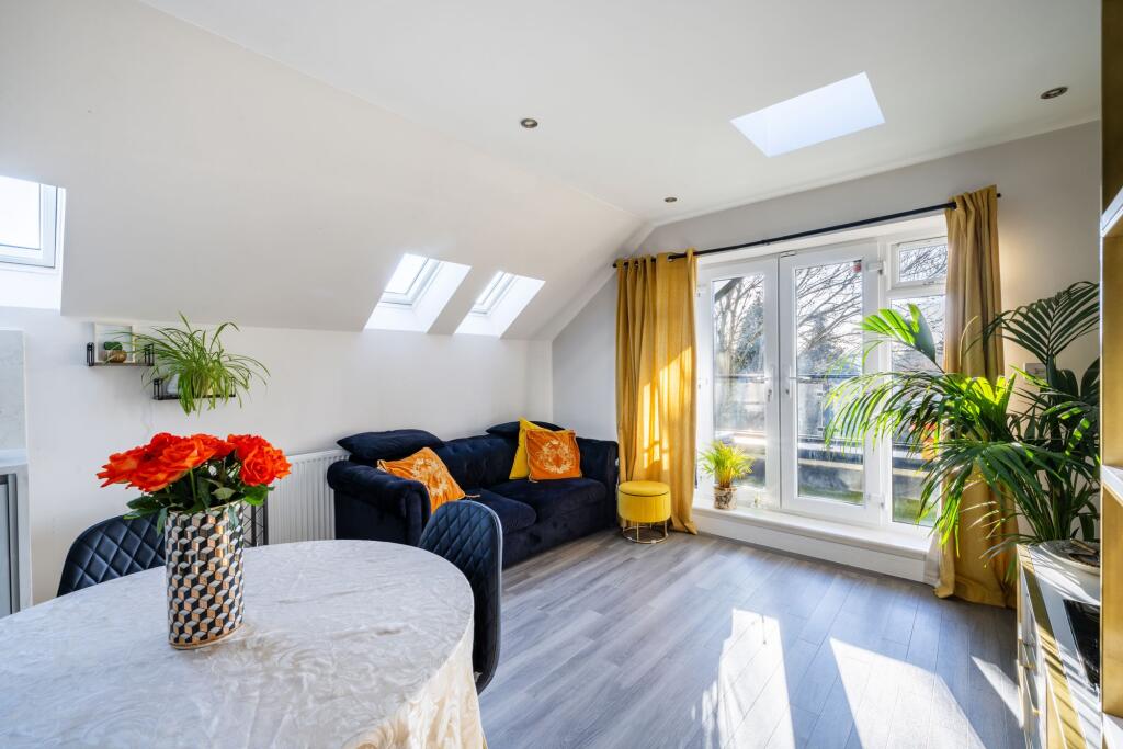 Additional image 11 of Smitham Downs Road, Quinton Court, CR8