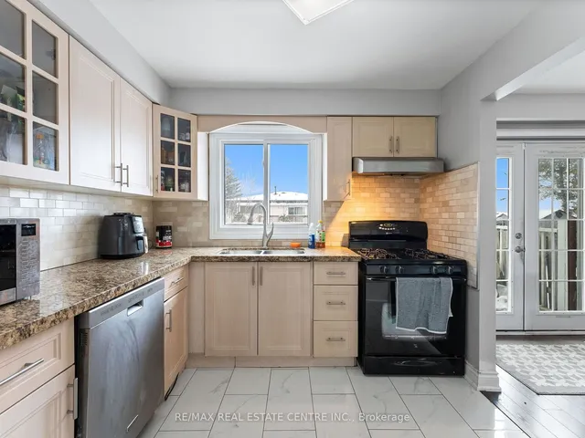 Additional image 14 of 7196 Delmonte Cres