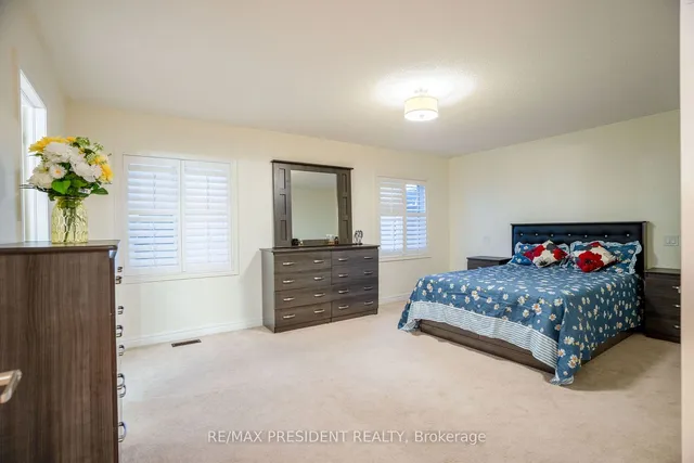 Additional image 23 of 16 Pinedale Ave