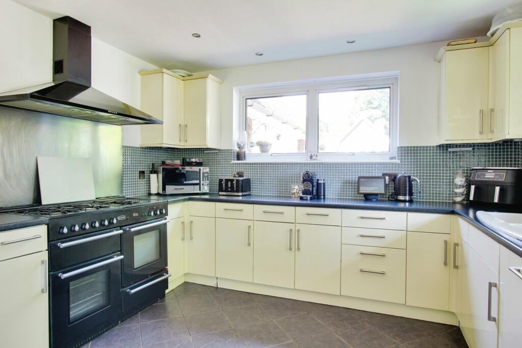 Additional image 19 of Beech Grove, Cliffsend, Ramsgate, CT12