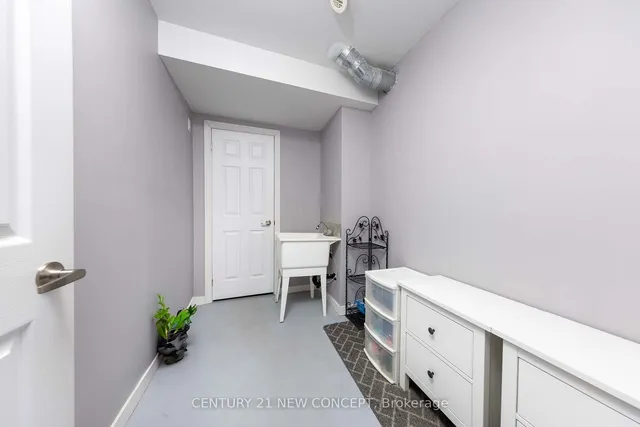 Additional image 5 of 890 Brassard Circ