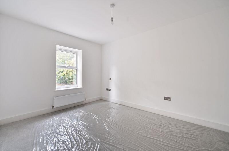 Additional image 19 of Shady Close, Kenley