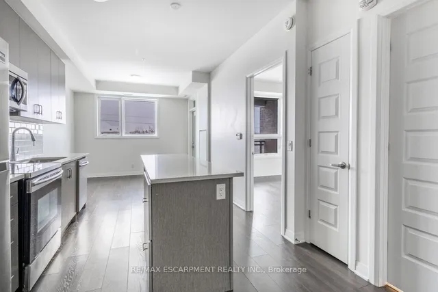 Additional image 8 of 1105 Leger Way Unit 211