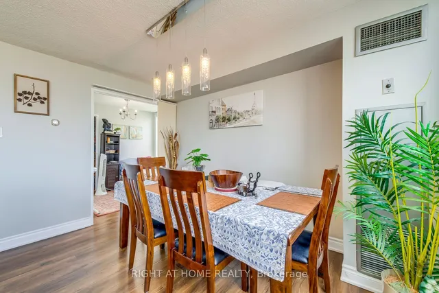 Additional image 16 of 3700 Kaneff Cres Unit 1412