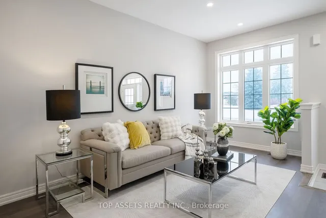 Additional image 3 of 3066 8th Line