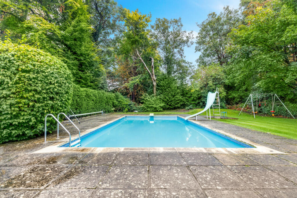 Additional image 10 of Smitham Bottom Lane, Purley, CR8