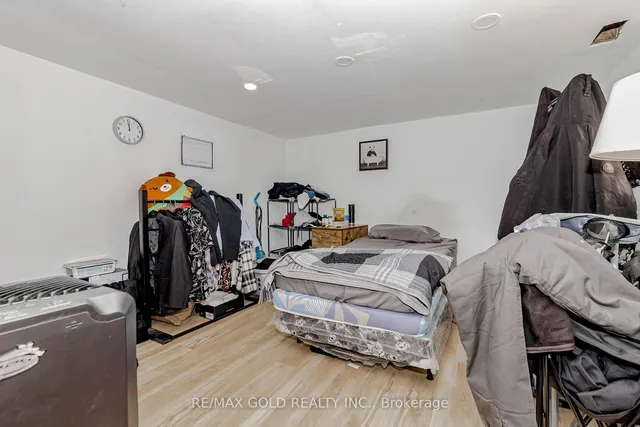 Additional image 38 of 268 Beach Blvd