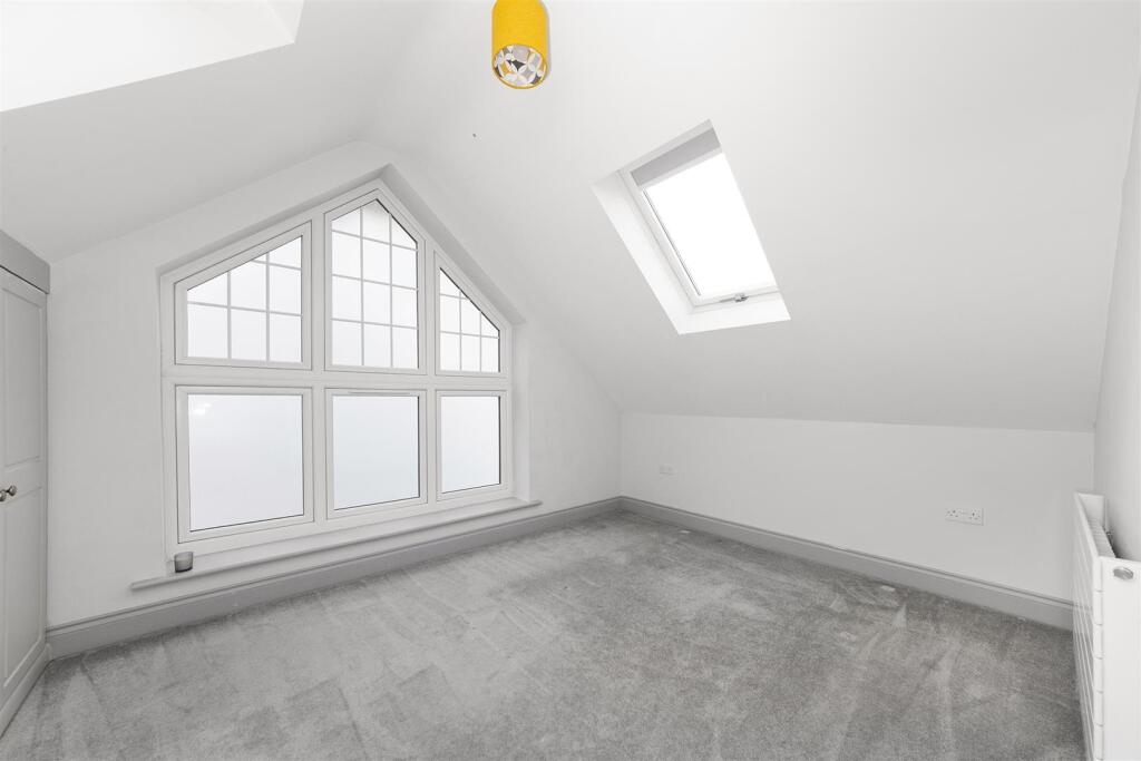 Additional image 10 of Woodcote Valley Road, Purley