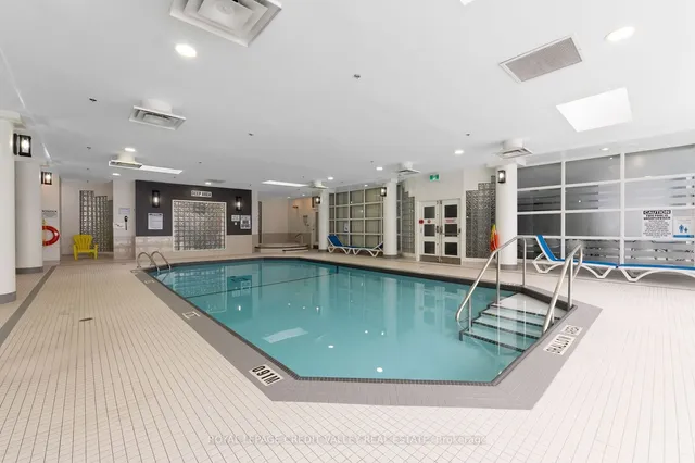 Additional image 32 of 25 Trailwood Dr Unit 303