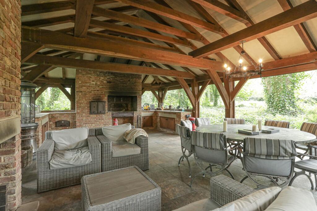 Additional image 29 of Oxney, St. Margarets-At-Cliffe, CT15