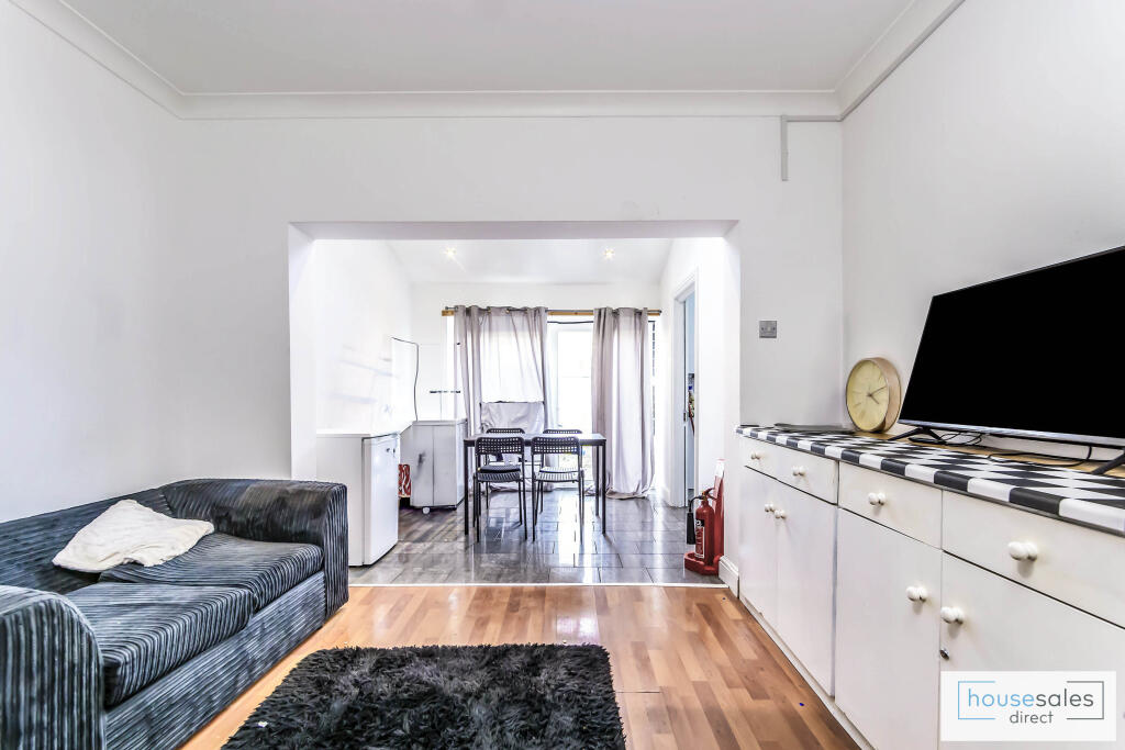 Additional image 4 of Fairlands Avenue, Thornton Heath, CR7