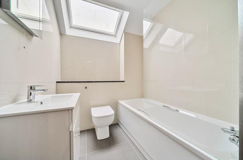 Additional image 10 of Shady Close, Kenley