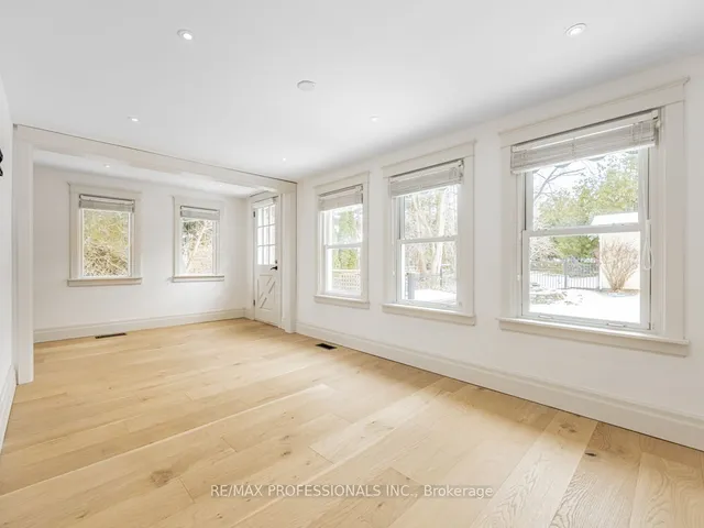 Additional image 17 of 730 Grand View Ave