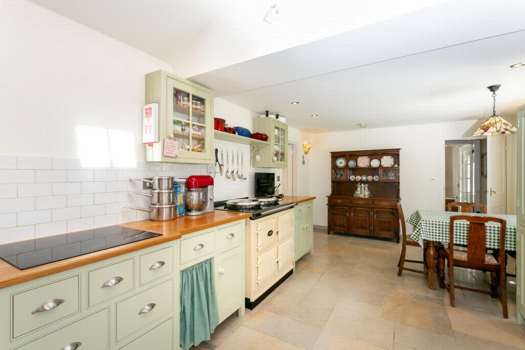 Additional image 12 of The Street, Martin, CT15