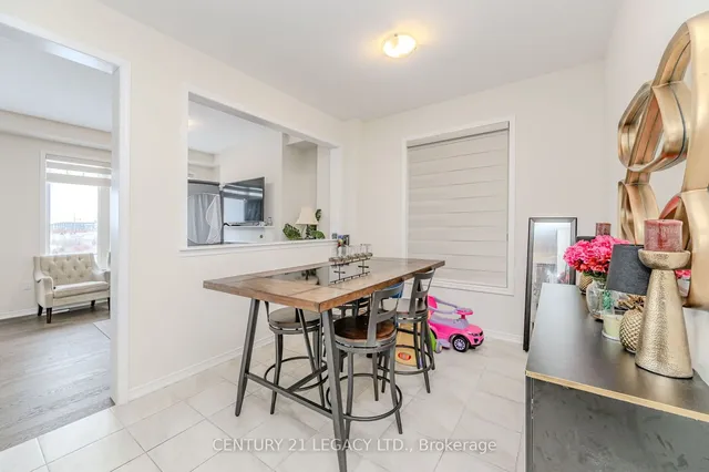 Additional image 11 of 12 TOFFEE Tr