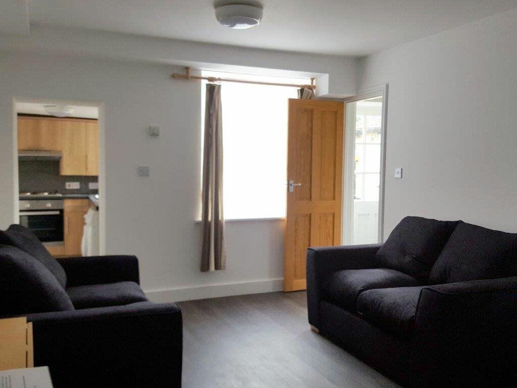 Additional image 5 of Broad Street, Canterbury - Ref 1934