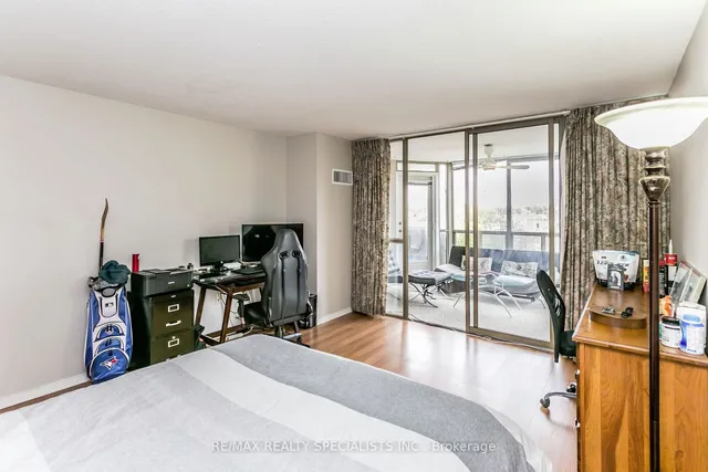 Additional image 13 of 5080 Pinedale Ave Unit 403