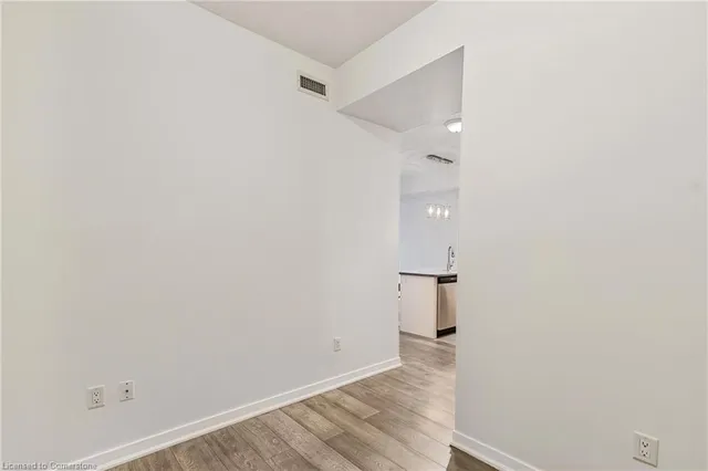 Additional image 8 of 85 Robinson St Unit 406