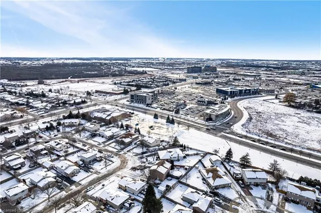 Additional image 46 of 43 Markham Cres