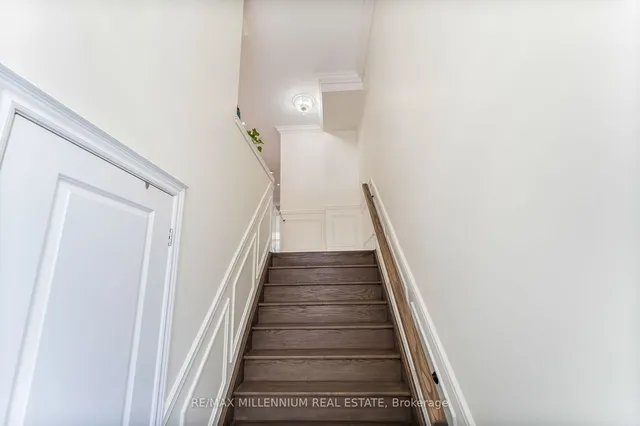 Additional image 27 of 542 Stream Cres