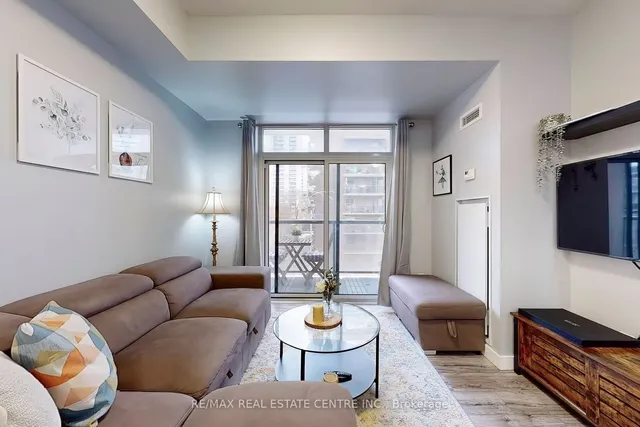 Additional image 23 of 81 Robinson St Unit 305