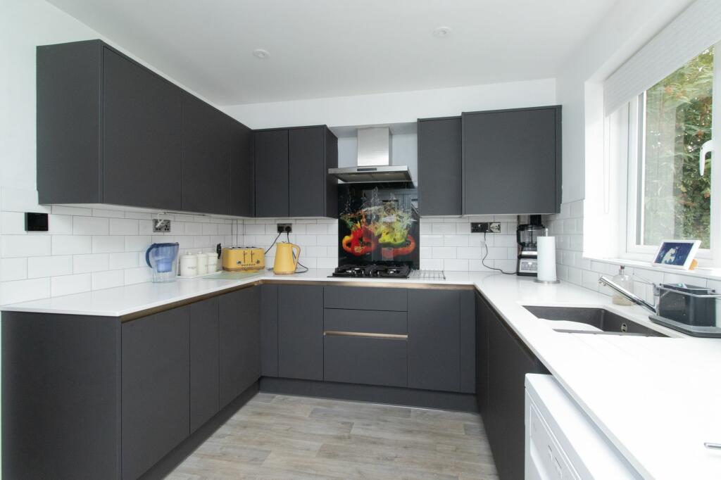 Additional image 3 of Almond Close, Broadstairs, CT10