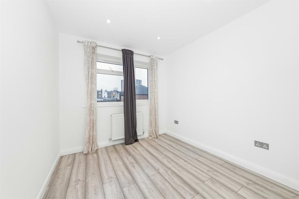 Additional image 17 of Bensham Manor Road, Thornton Heath