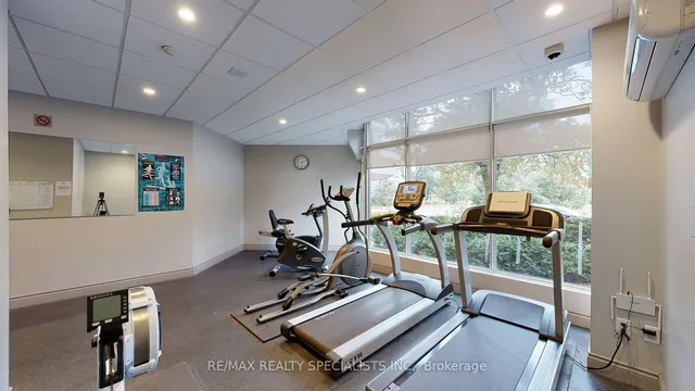 Additional image 18 of 50 Kingsbridge Garden Circ Unit 1807