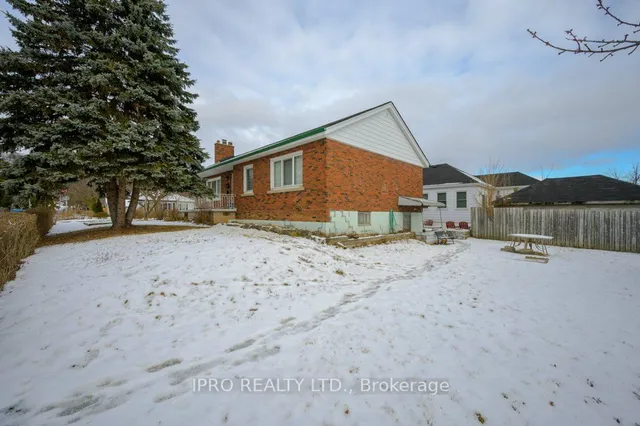 Additional image 34 of 41 Dumbarton Ave