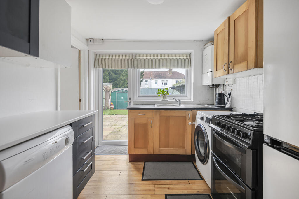Additional image 20 of Kingswood Avenue, Thornton Heath, CR7