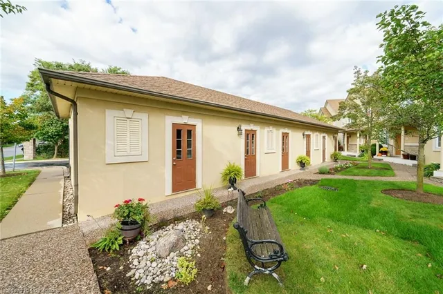 Additional image 45 of 61 Cloverleaf Dr Unit 2